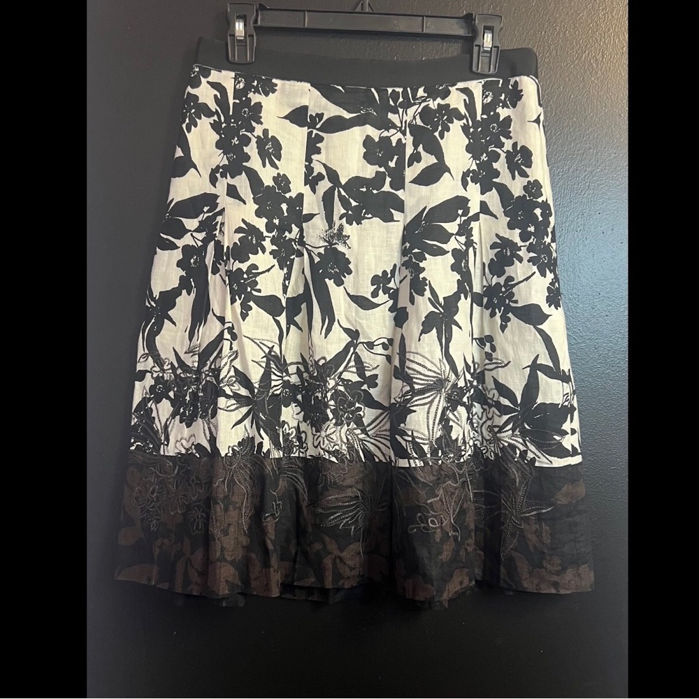 Ann Taylor Linen Embroidered Floral A-Line Skirt - Picture 2 of 3